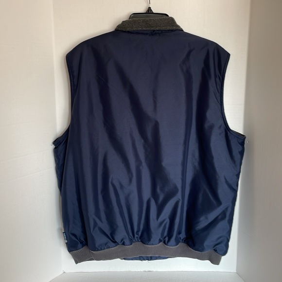 Chaps navy blue fleece vest with outer zipper pockets  Men’s size XL - Picture 3 of 14